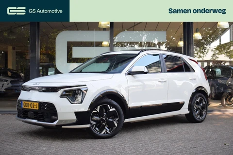 Kia Niro EV DynamicPlusLine 64.8 kWh |SCHUIFDAK|TREKHAAK|CAM