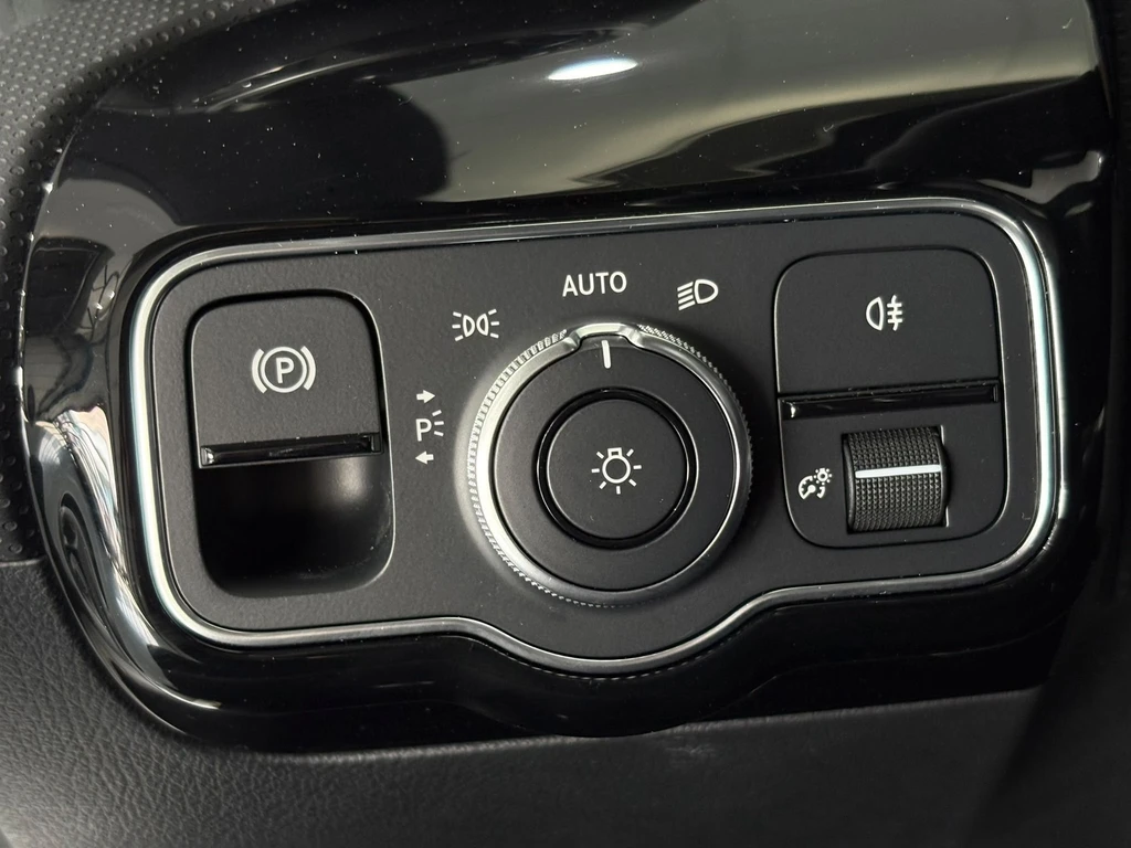 Mercedes-Benz CLA – foto 38