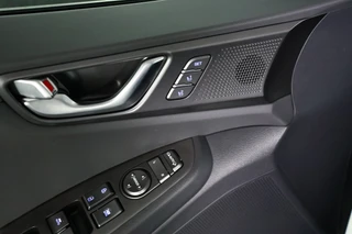 Hyundai IONIQ – thumbnail 24