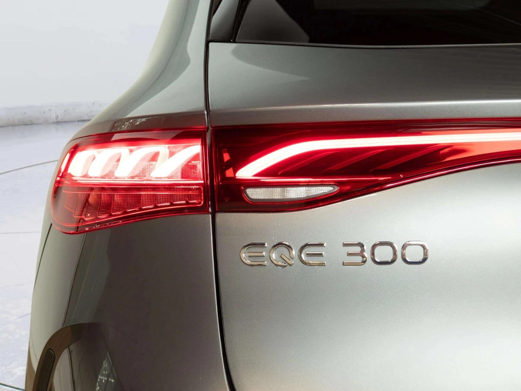 Mercedes-Benz EQE – foto 23