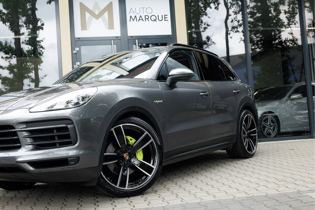 Porsche Cayenne – foto 2