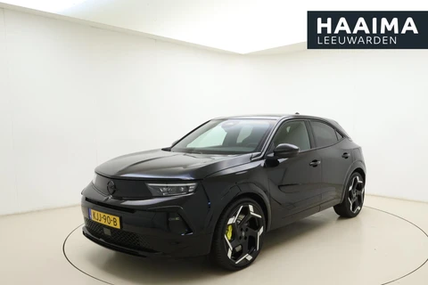Opel Mokka Electric GSE 54 kWh | GSE | Stoel/stuurverwarming | Achteruitrijcamera | Unieke uitvoering | 20" Lichtmetalen velgen | Adapt. Cruise control | Alcantara sportstoelen