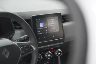 Renault Clio – thumbnail 48