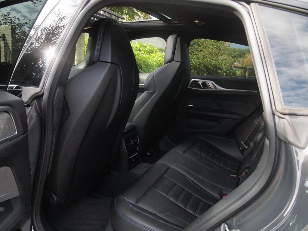 BMW i4 – foto 33