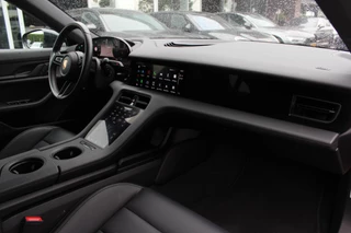 Porsche Taycan – thumbnail 16