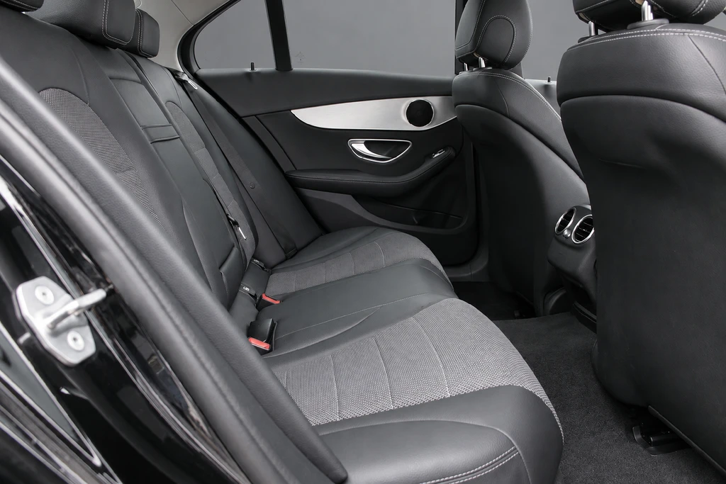 Mercedes-Benz C-Klasse – foto 13