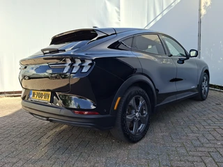 Ford Mustang Mach-E – thumbnail 6