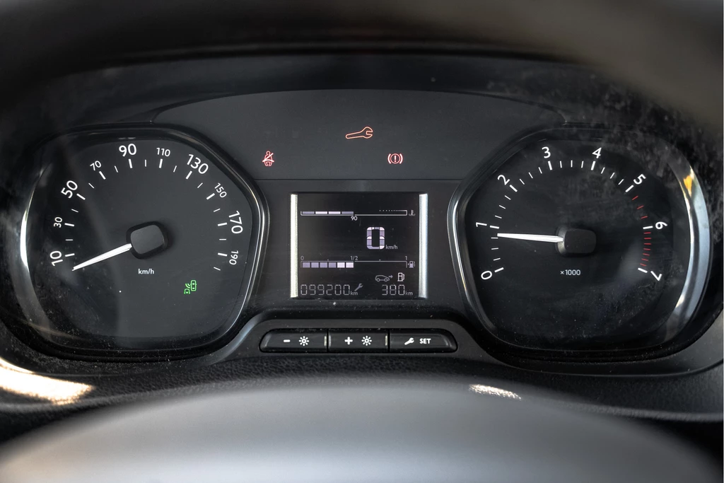 Opel Vivaro – foto 17