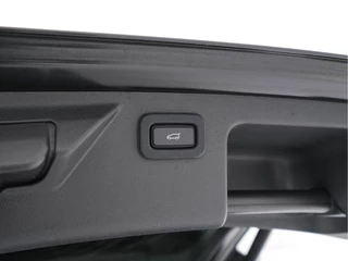 Land Rover Discovery Sport – thumbnail 30