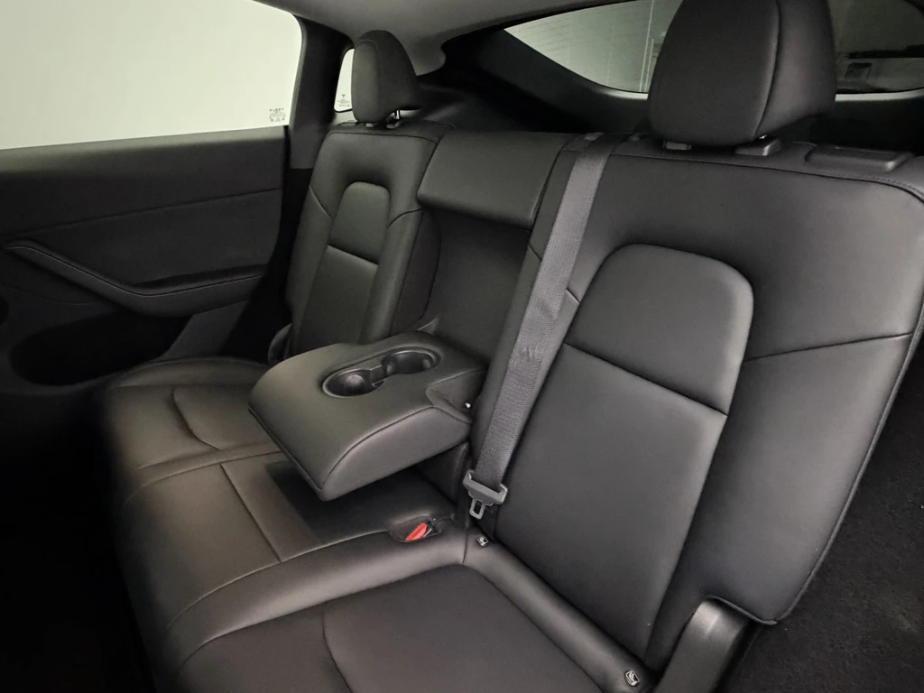 Tesla Model Y – foto 27
