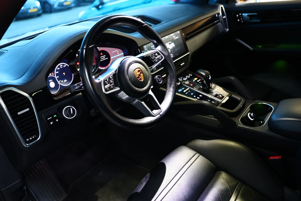 Porsche Cayenne – foto 12