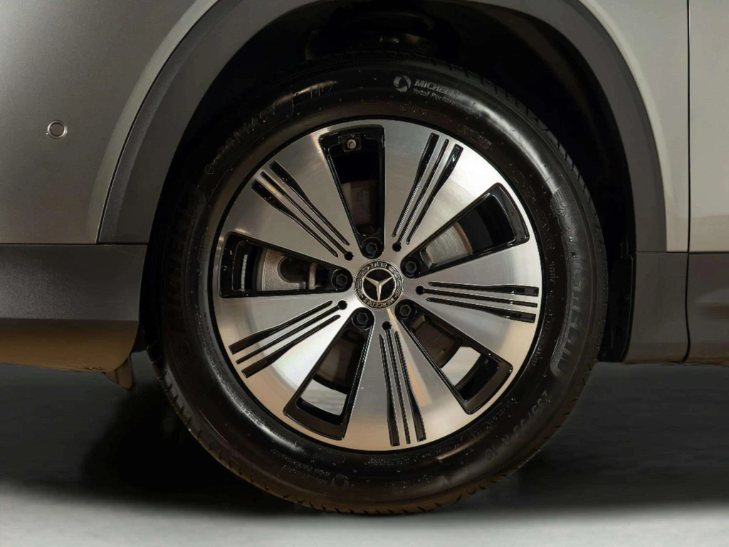 Mercedes-Benz EQB – foto 8