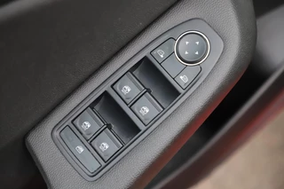 Renault Clio – thumbnail 11