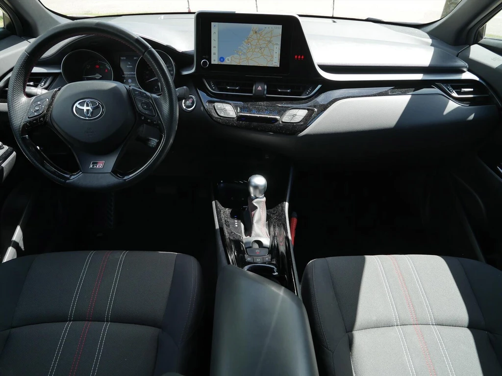Toyota C-HR – foto 10