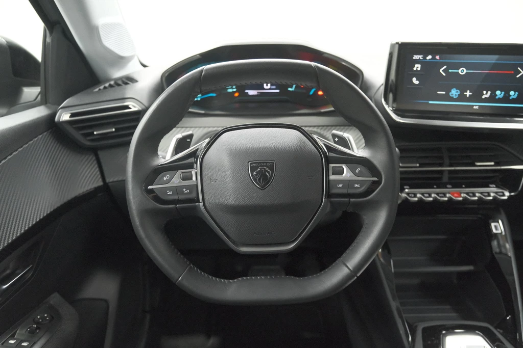 Peugeot 208 – foto 30