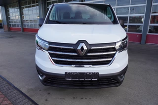 Renault Trafic – thumbnail 10