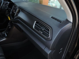 Volkswagen T-Roc – thumbnail 15