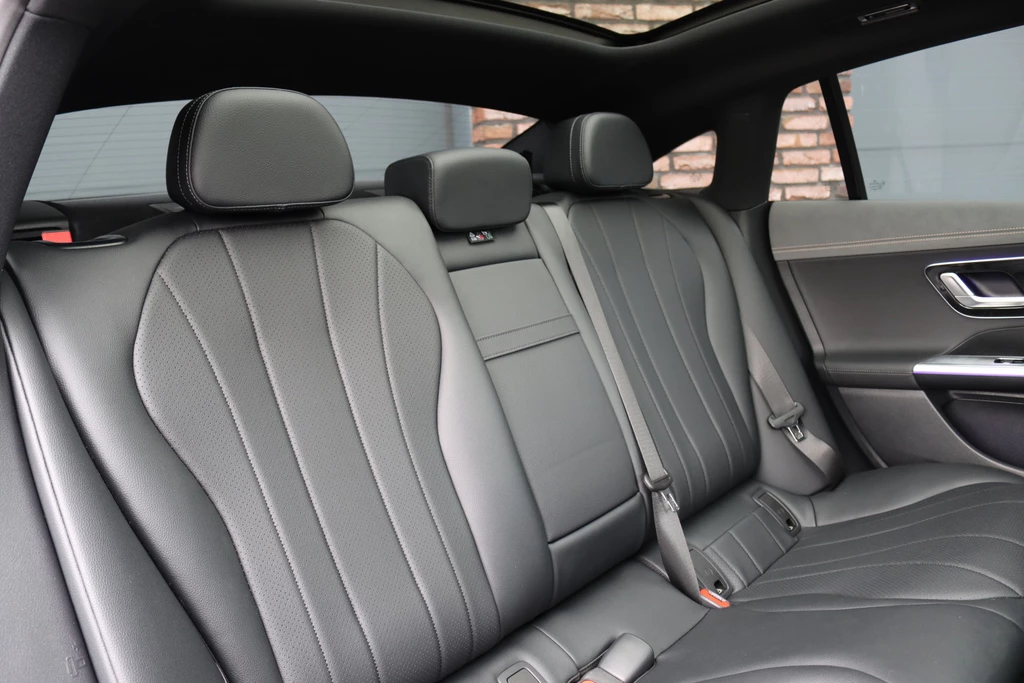 Mercedes-Benz EQE – foto 15