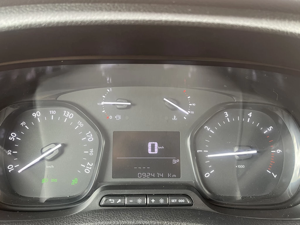 Opel Vivaro – foto 11