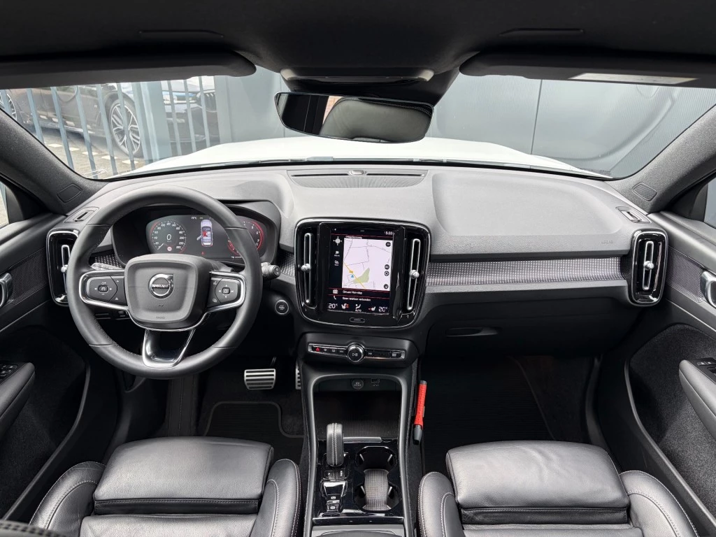 Volvo XC40 – foto 8