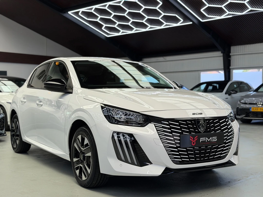 Peugeot 208 – foto 10