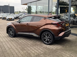 Toyota C-HR – thumbnail 4