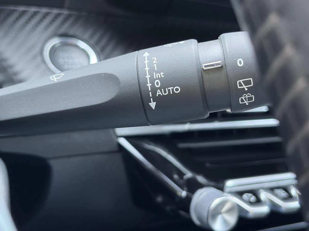 Peugeot 208 – foto 33