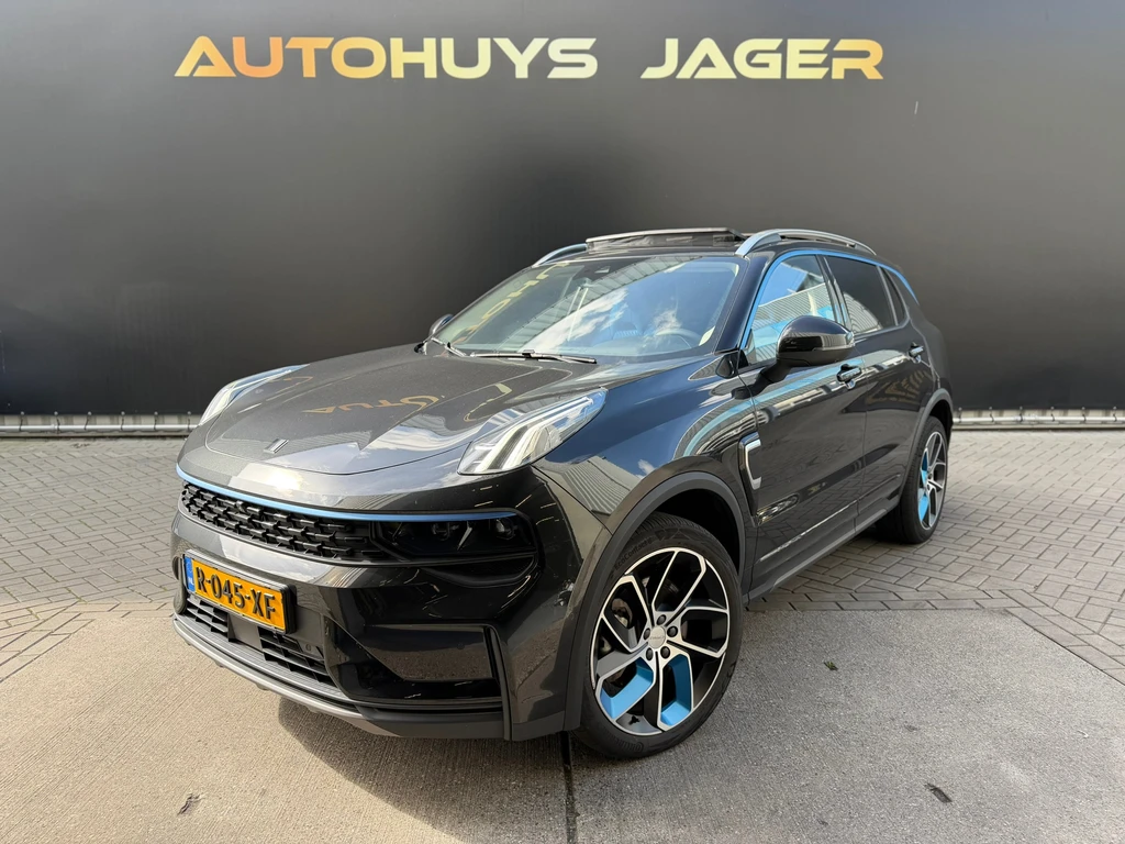 Lynk & Co 01 – foto 1