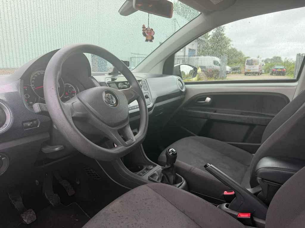 Volkswagen up! – foto 9