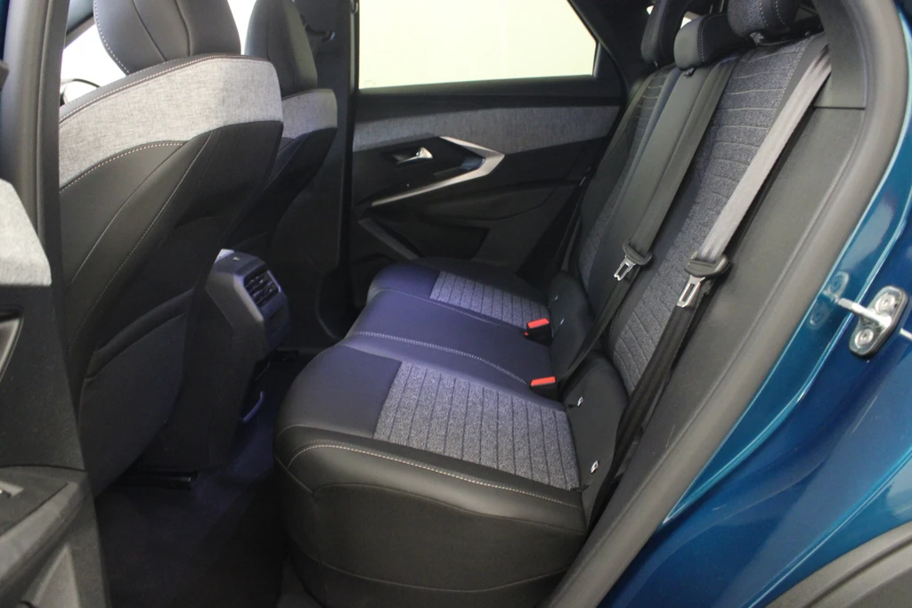 Peugeot e-3008 – foto 14