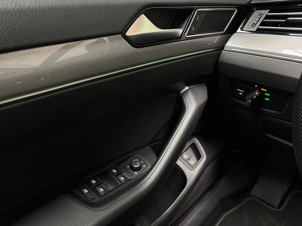 Volkswagen Passat – foto 18