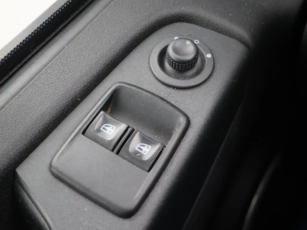 Opel Vivaro – foto 37