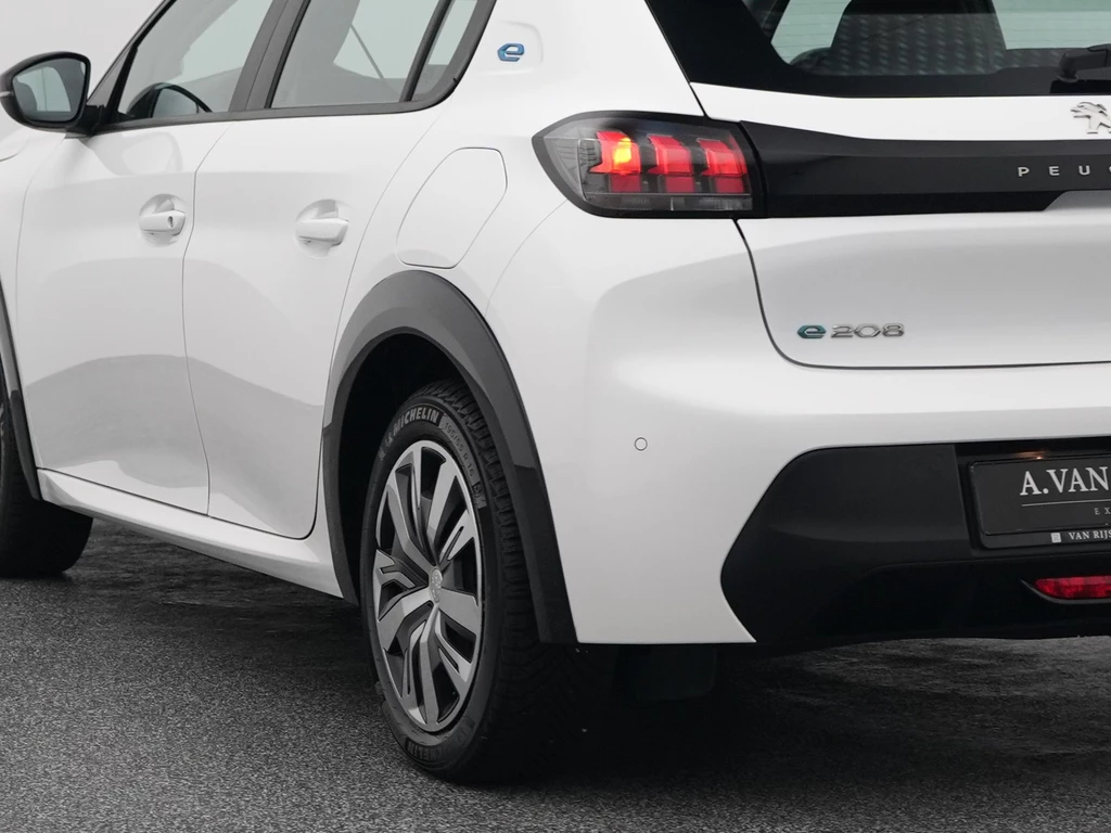 Peugeot e-208 – foto 5