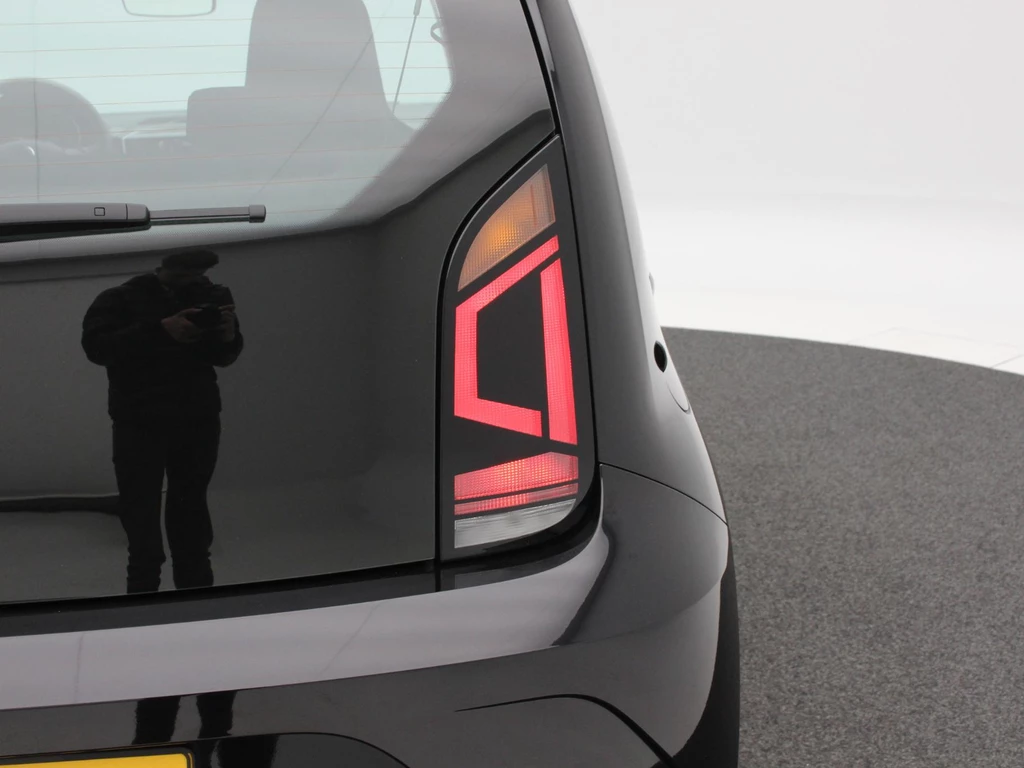 Volkswagen up! – foto 13