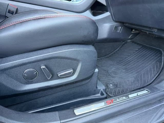 Ford S-Max – thumbnail 24