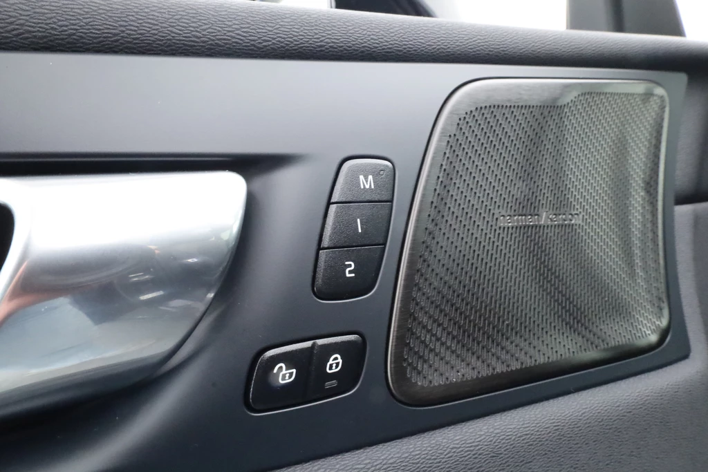 Volvo XC60 – foto 10