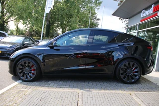 Tesla Model Y – thumbnail 2