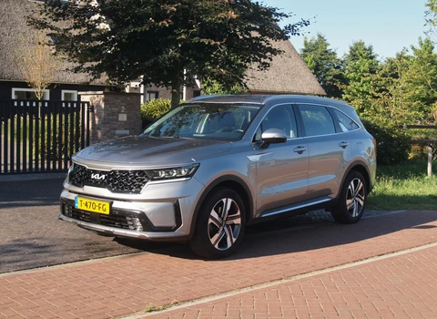 Kia Sorento 1.6 T-GDI Plug-in Hybrid 4WD DynamicLine 7p. | Camera | Trekhaak | Apple Carplay | ACC | NL-Auto |