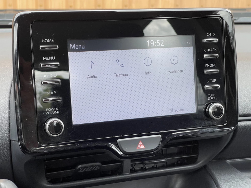 Mazda 2 Hybrid – foto 13