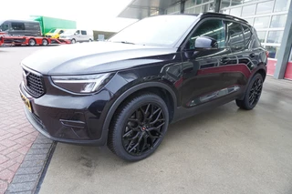 Volvo XC40 – thumbnail 1