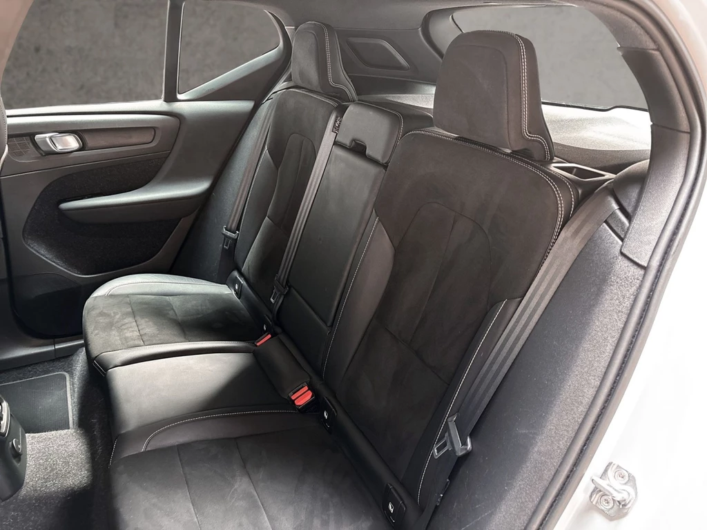 Volvo XC40 – foto 12