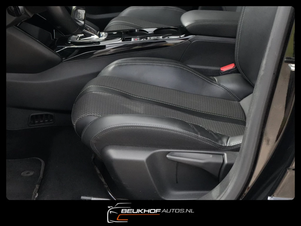 Peugeot e-2008 – foto 33