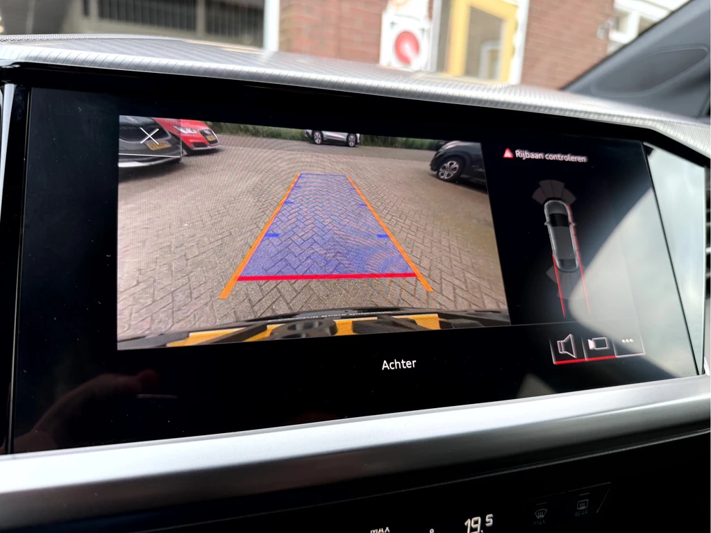 Audi Q4 Sportback e-tron – foto 13
