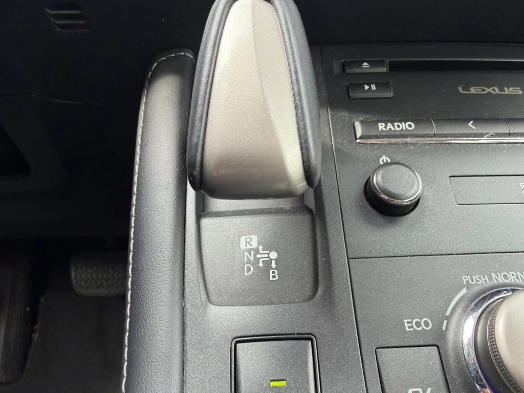 Lexus CT – foto 33