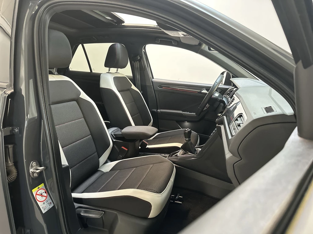 Volkswagen T-Roc – foto 12