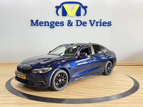 BMW 3 Serie 320e Business Edition Plus Airco ECC | Camera | Memory | Keyless | Laser | Leder | Stoel Verwarming | Isofix | NAP