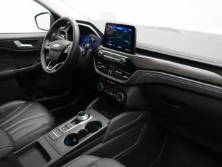 Ford Kuga – thumbnail 15