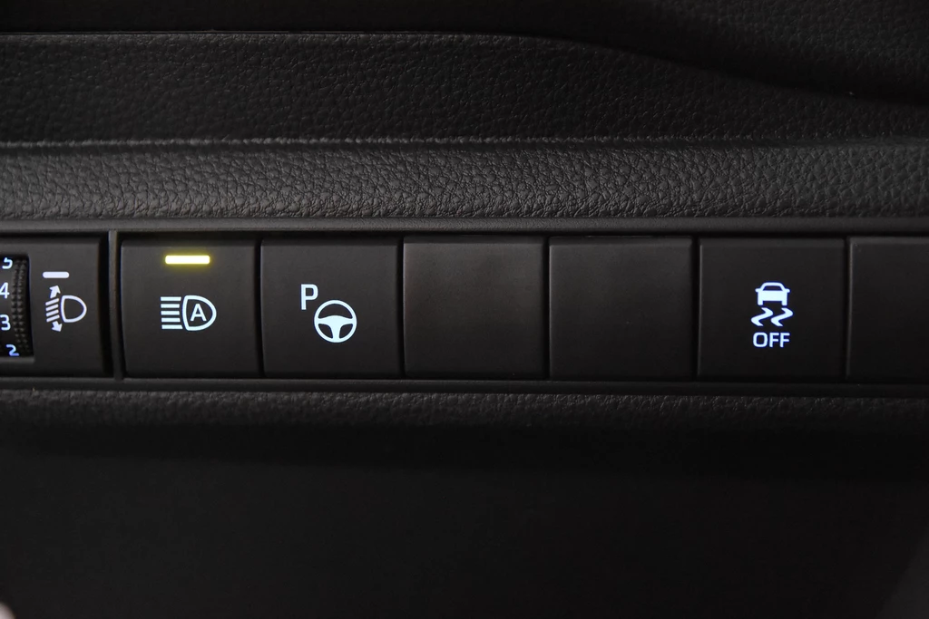 Toyota Corolla Touring Sports – foto 21