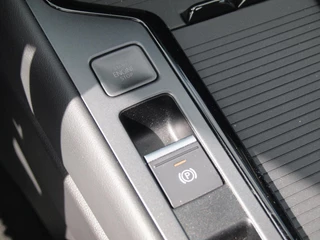 Volkswagen Passat – thumbnail 36