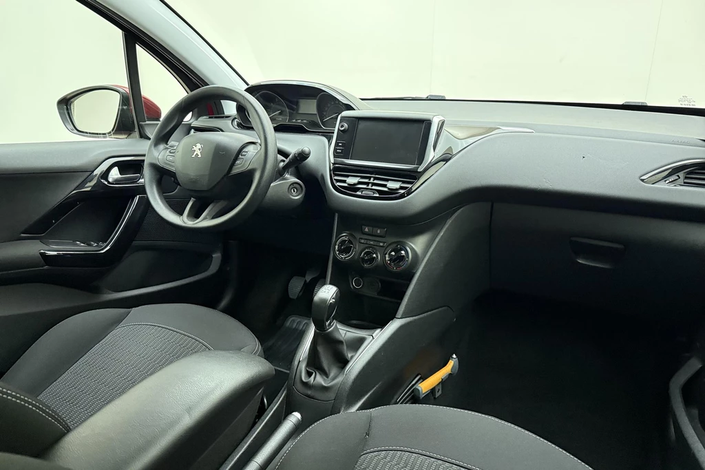 Peugeot 208 – foto 14